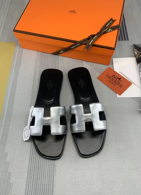 Hermes Shoe 